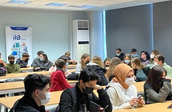 Επίσκεψη ξένων μαθητών-Erasmus
